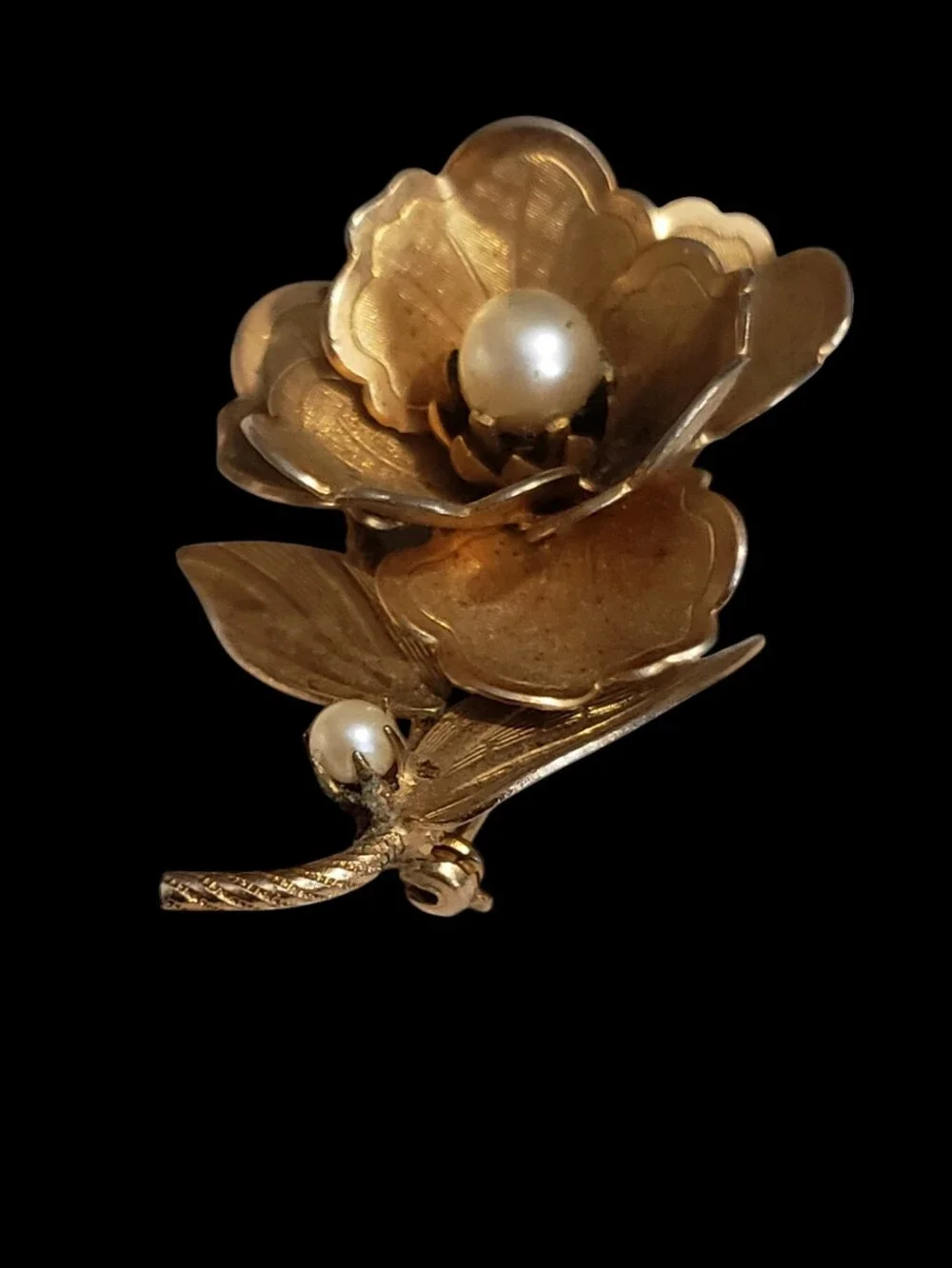 Vibtage Coro Flower Pearl Brooch Pin